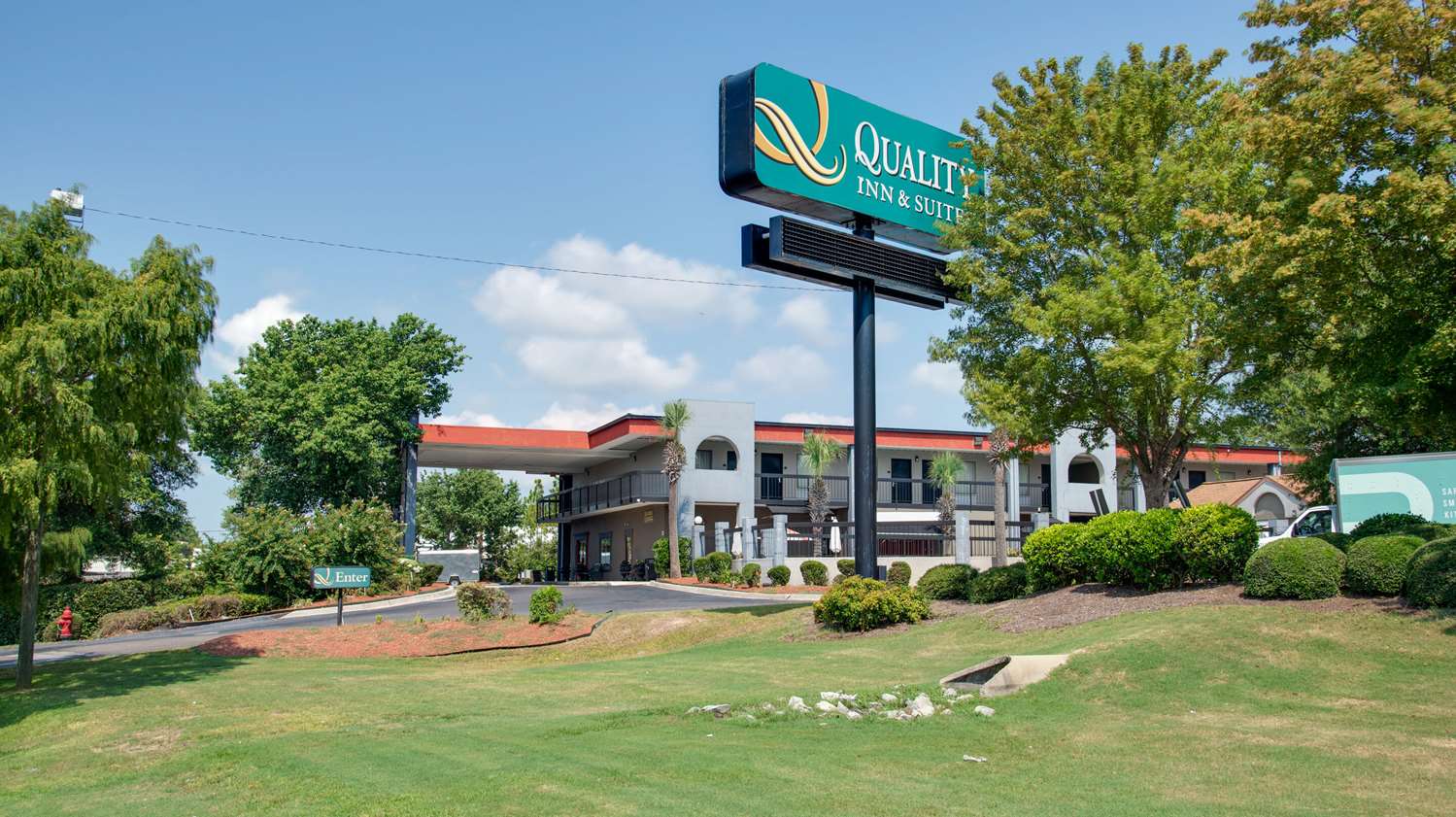 Quality Inn & Suites Aiken 6/25