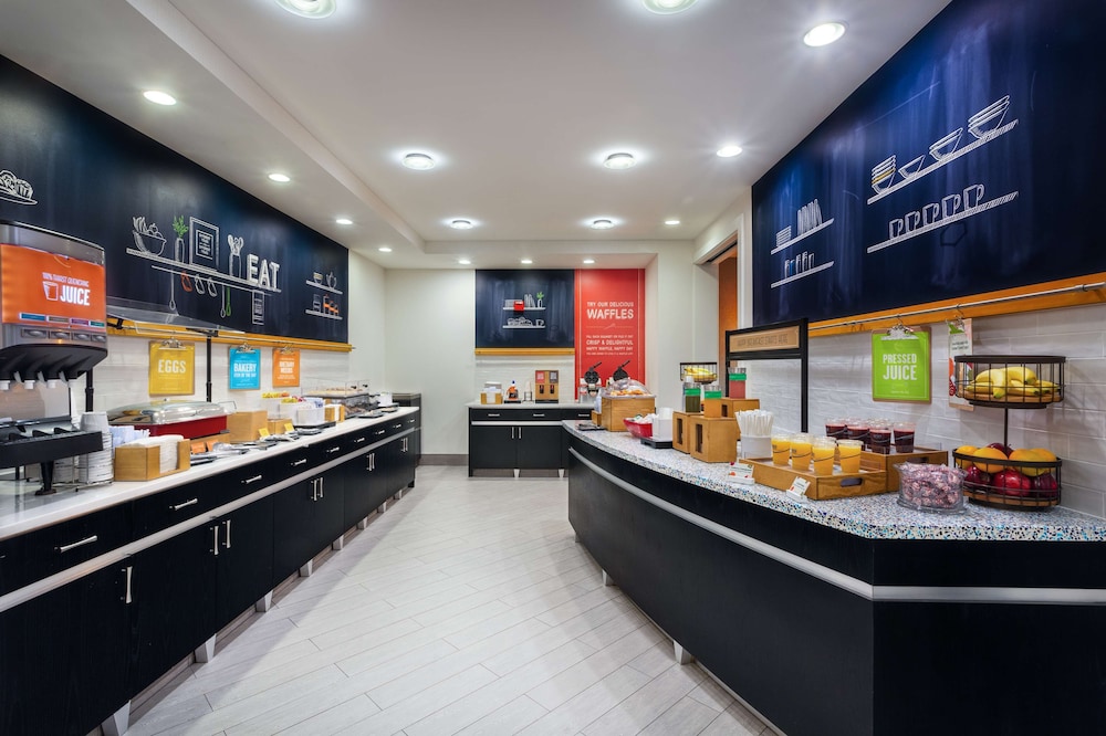 Hampton Inn & Suites Herndon - Reston 31/42