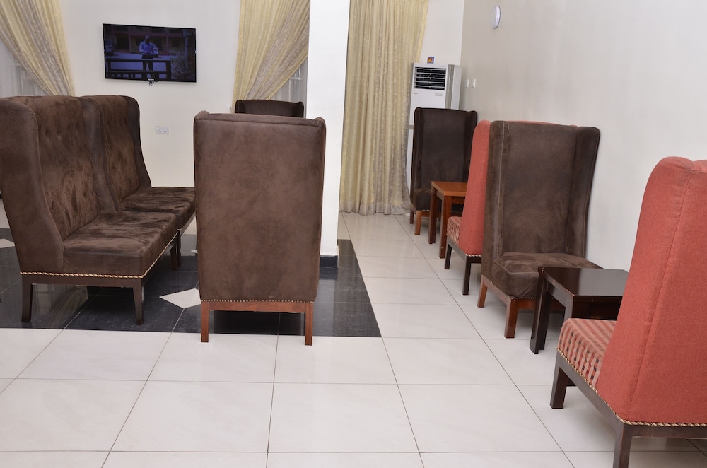 Residency Hotel Enugu 21/31