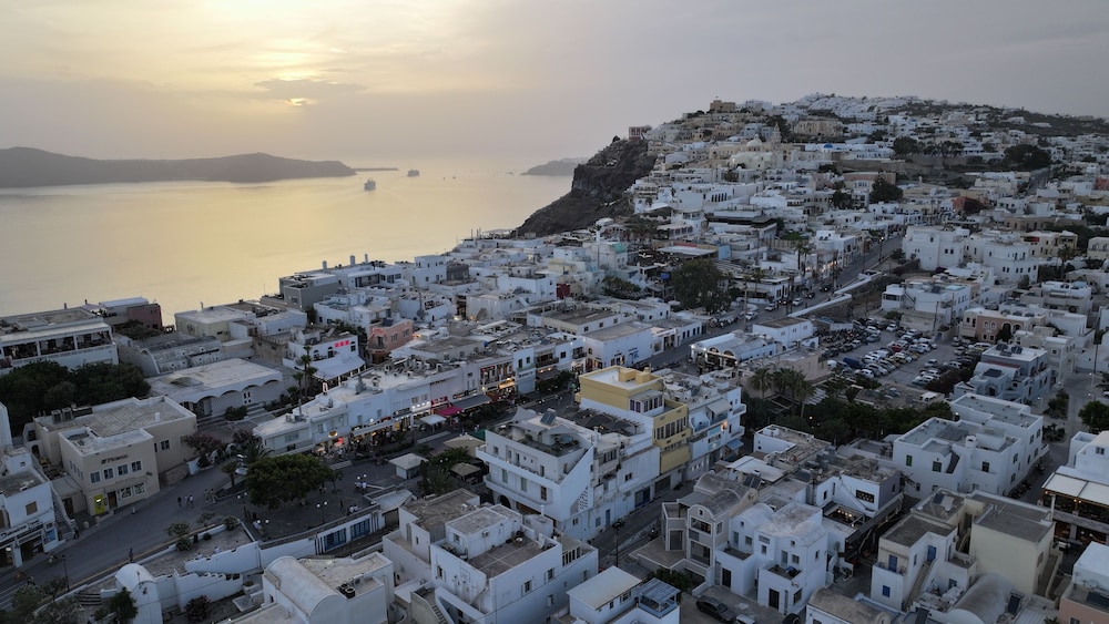 Hotel Santorini 54/55