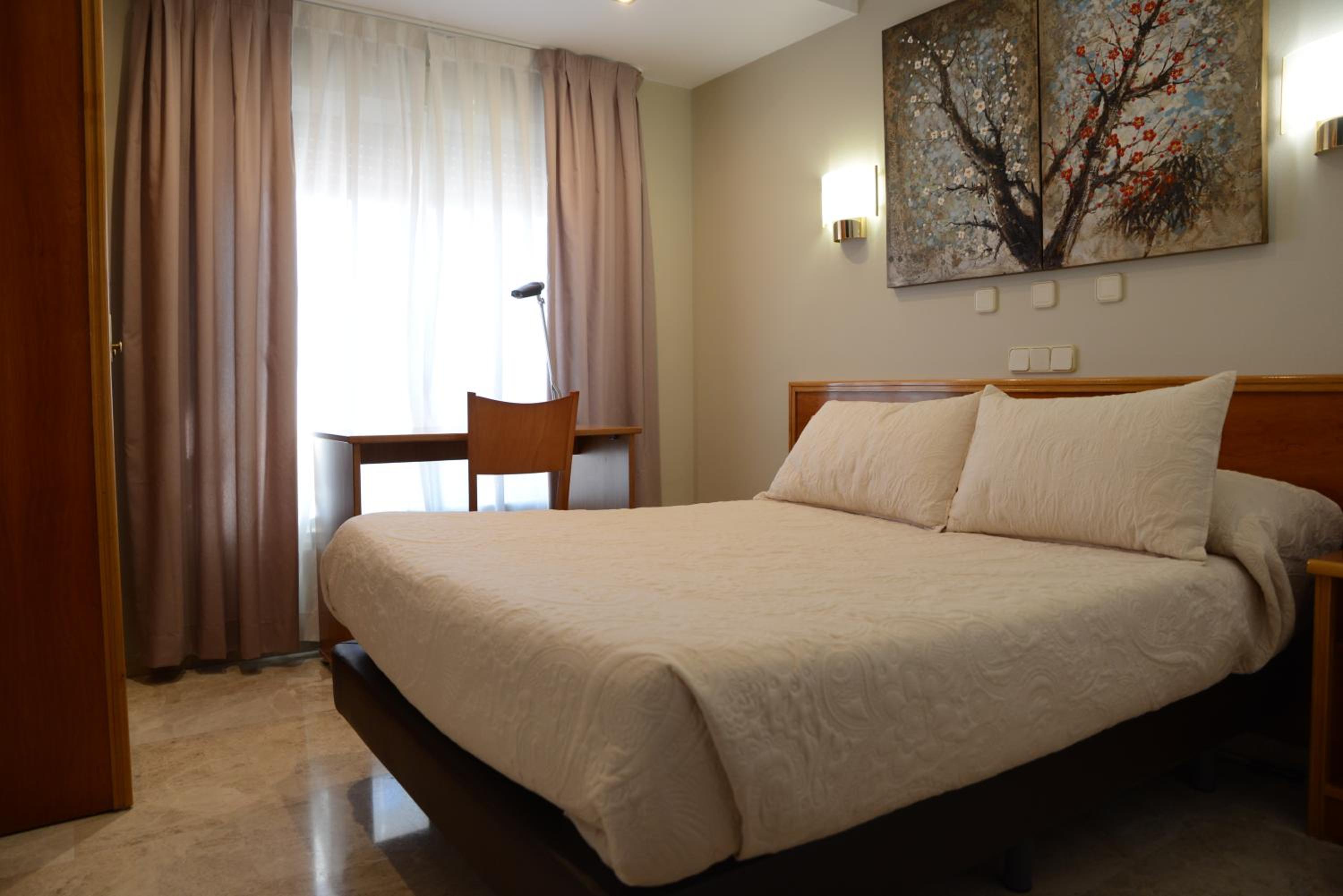 Hotel Escudero 37/58