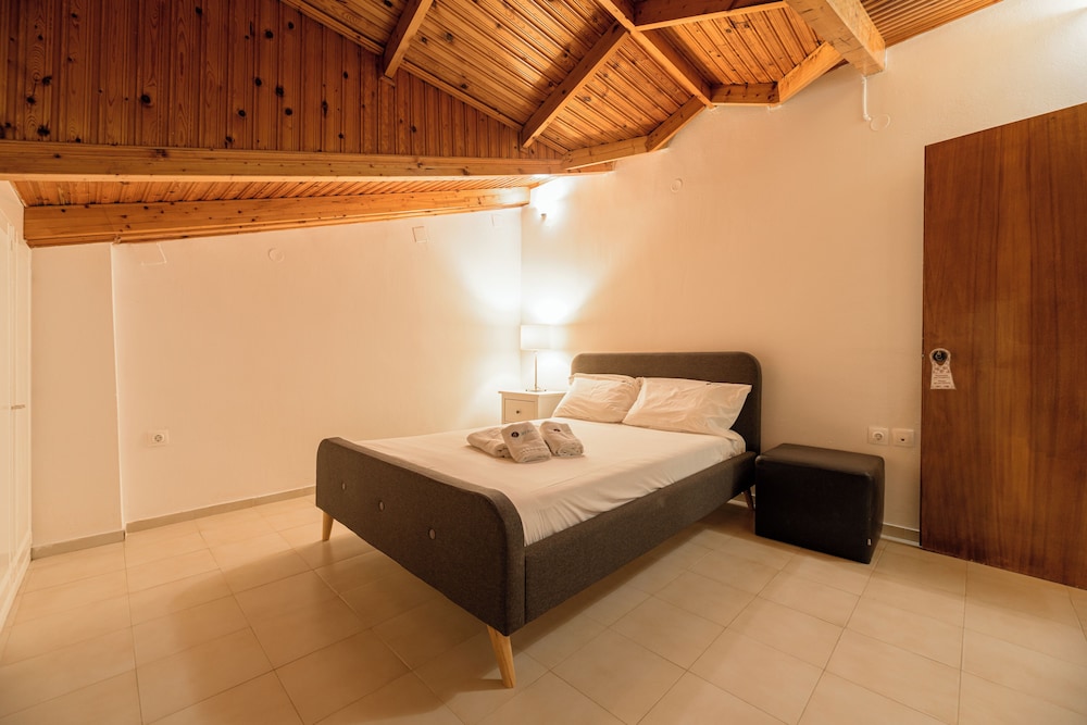 Denise Studios & Apartments 22/50