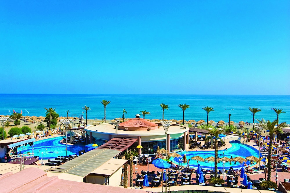 Atlantica Caldera Beach Hotel 10/65
