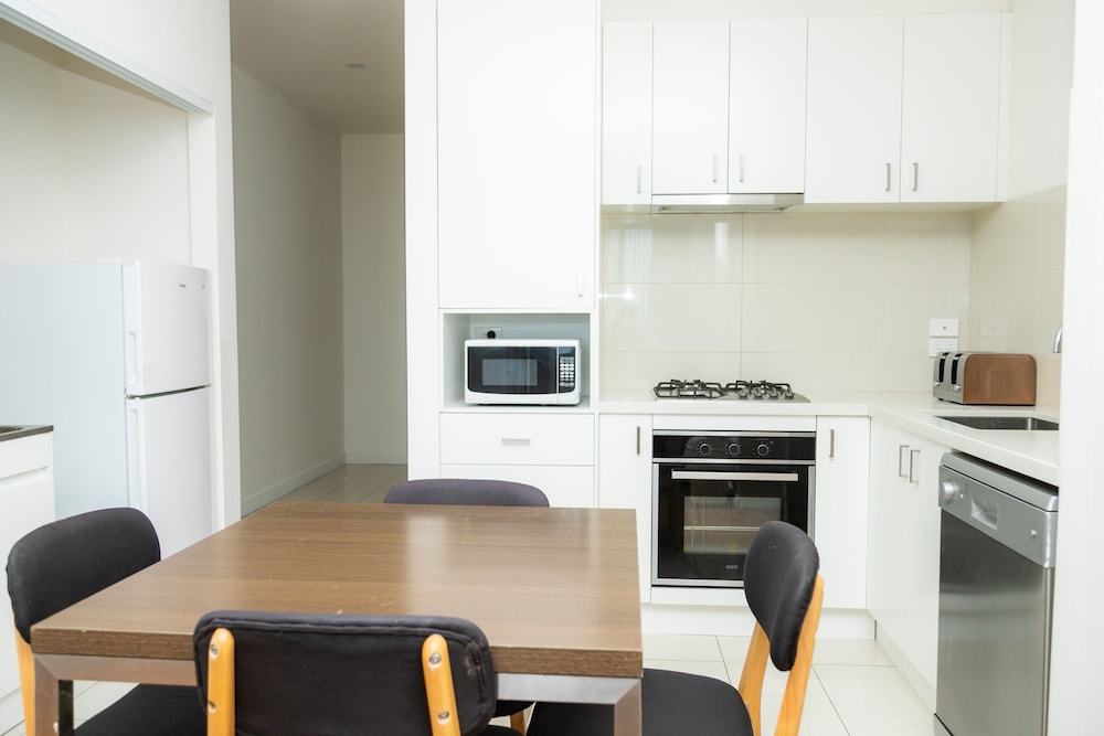 Exodus Dandenong Apartment Hotel 36/50
