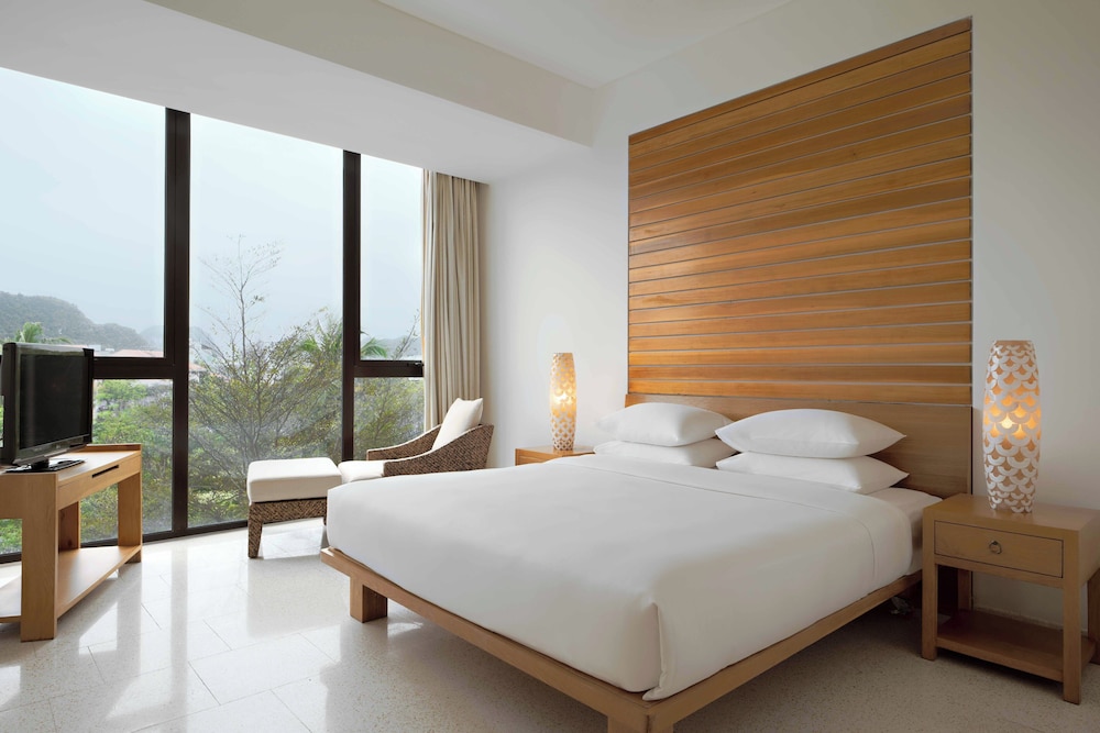 إقامة بسريرين كينج بـ3 غرف نوم مع أريكة، Hyatt Regency Danang Resort And Spa 3/10