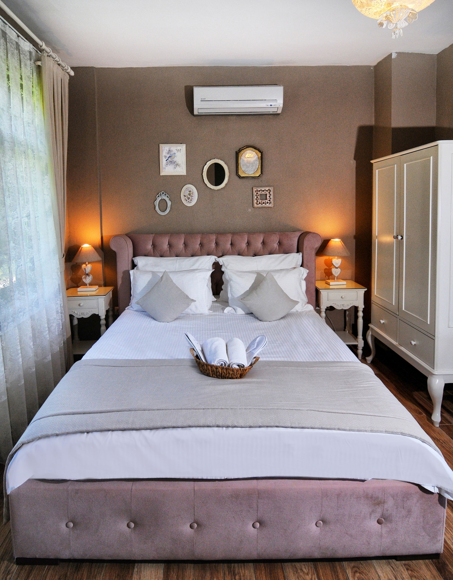 GULF, SUITE, QUEEN BED
