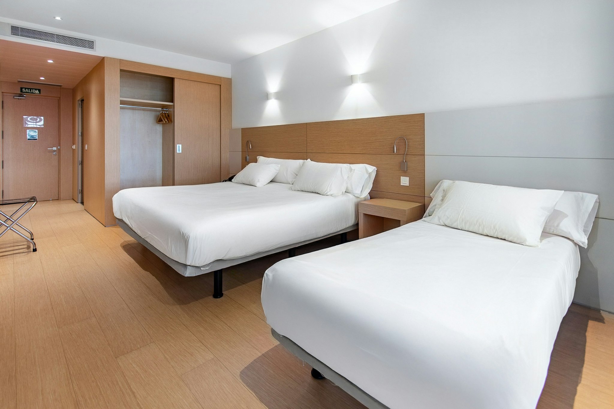Room, Triple, Sercotel Hola Tafalla 4/7