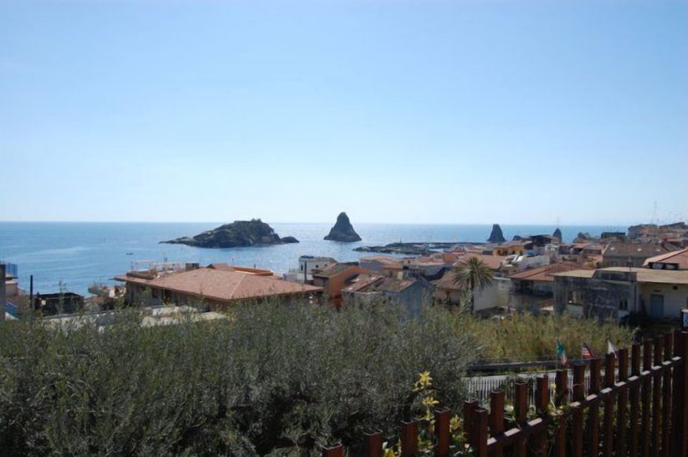 Albergo Lachea 32/41