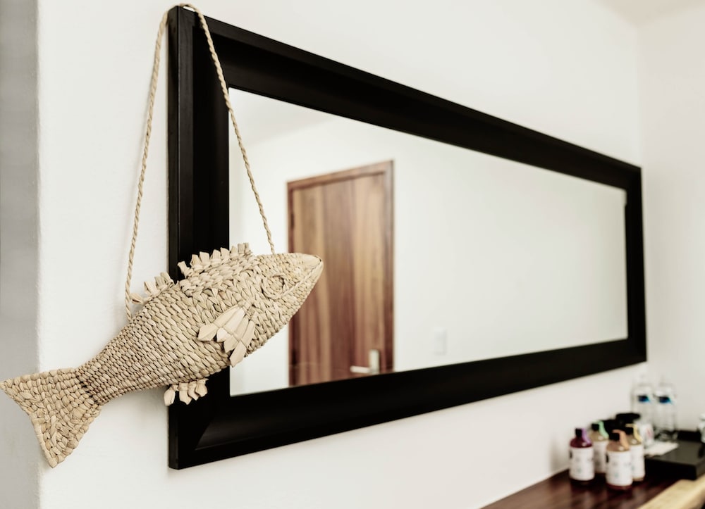 Six Two Four Hotel 35/45