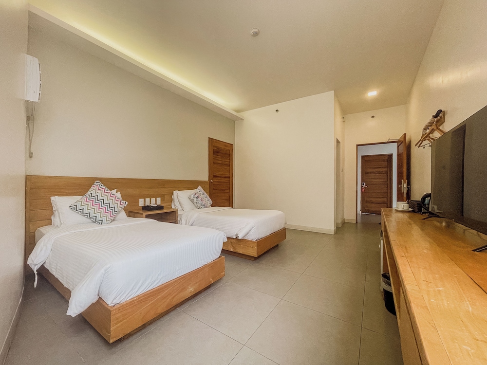 Bay's Inn 15/50