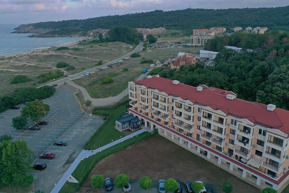 Green Life Beach Resort 14/75