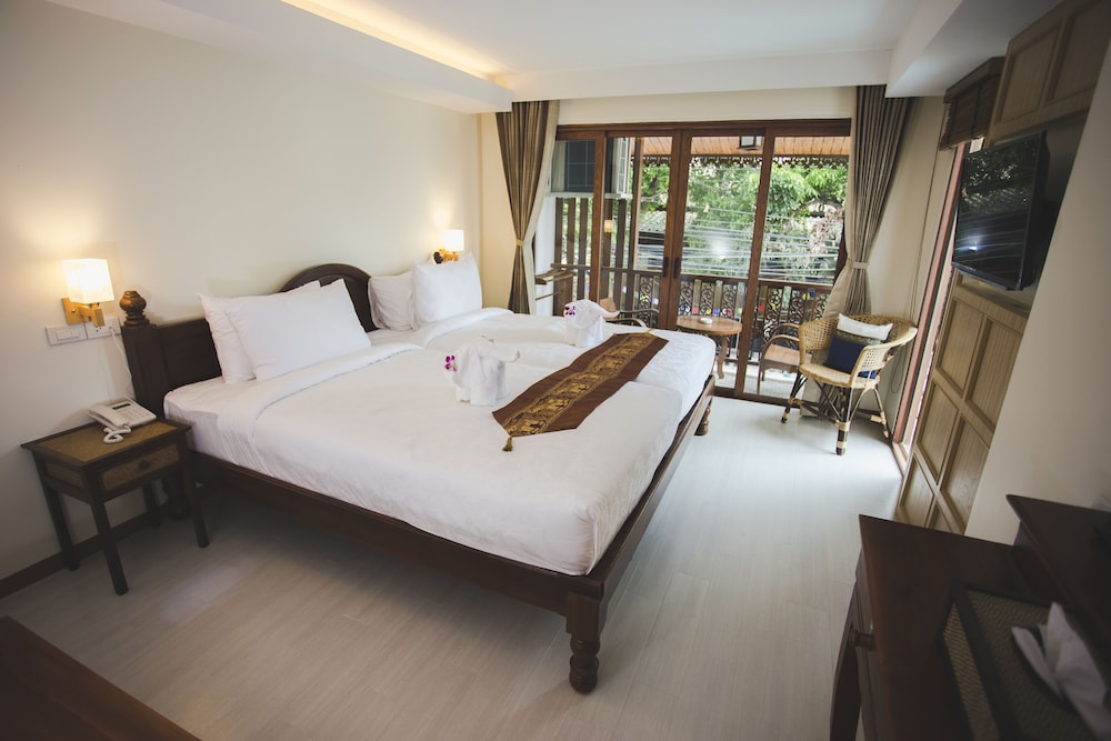 SUPERIOR, DOUBLE BED