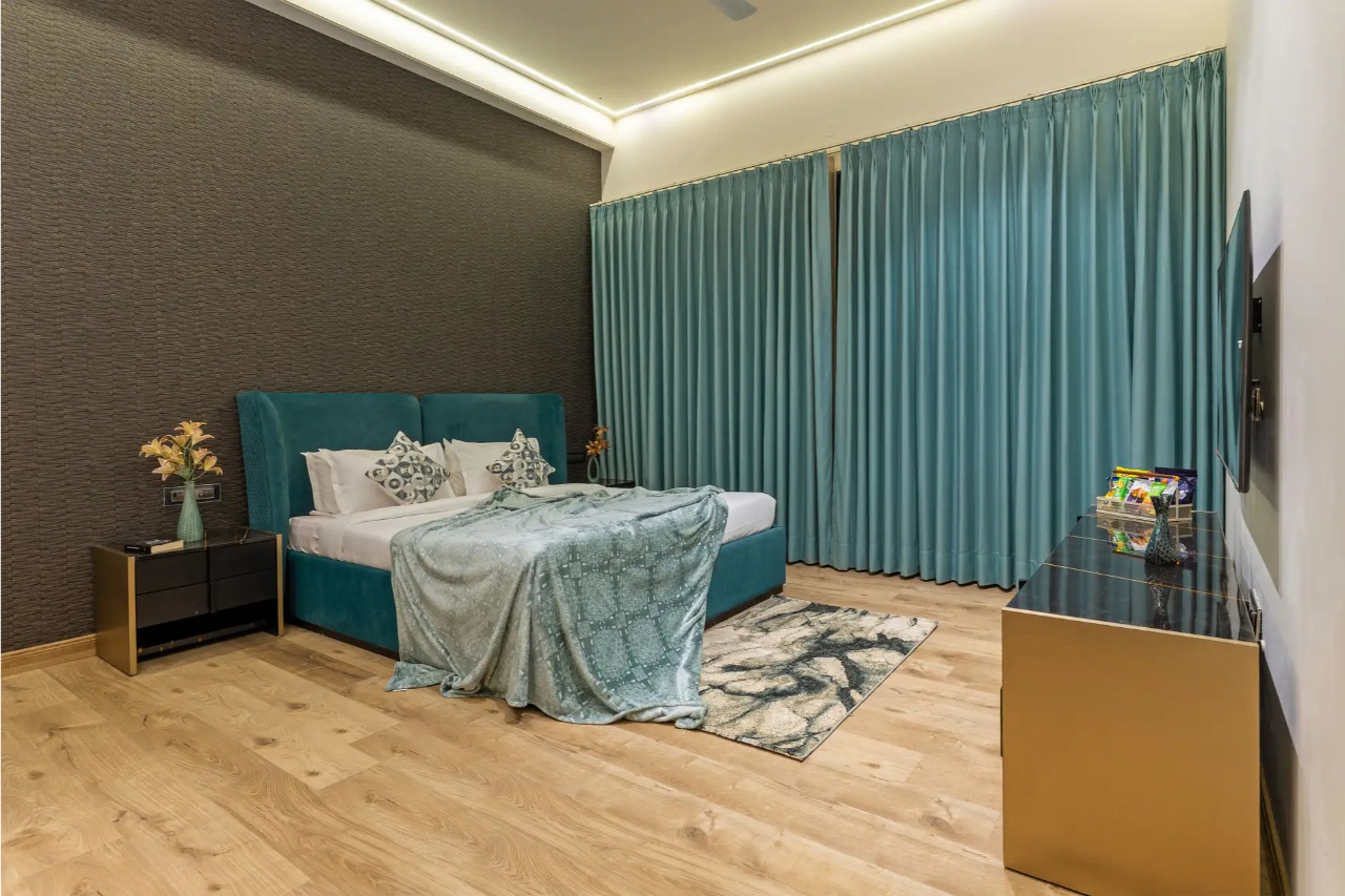 ELIVAAS Levante Farms 5 BHK Villa With Private Pool, Bar, Garden and Gazebo 10/21