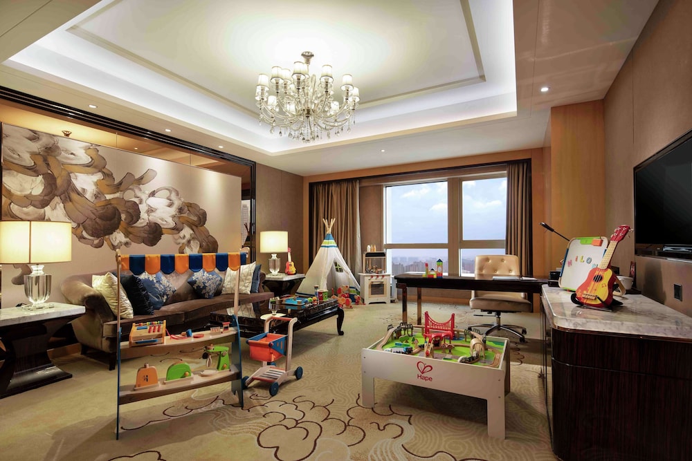 Hilton Zhengzhou 38/75
