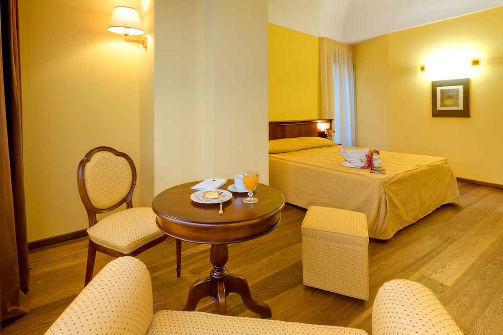 La Plumeria Hotel 30/55
