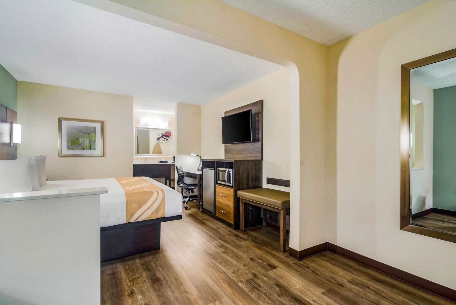 Quality Inn & Suites Lake City 12/25