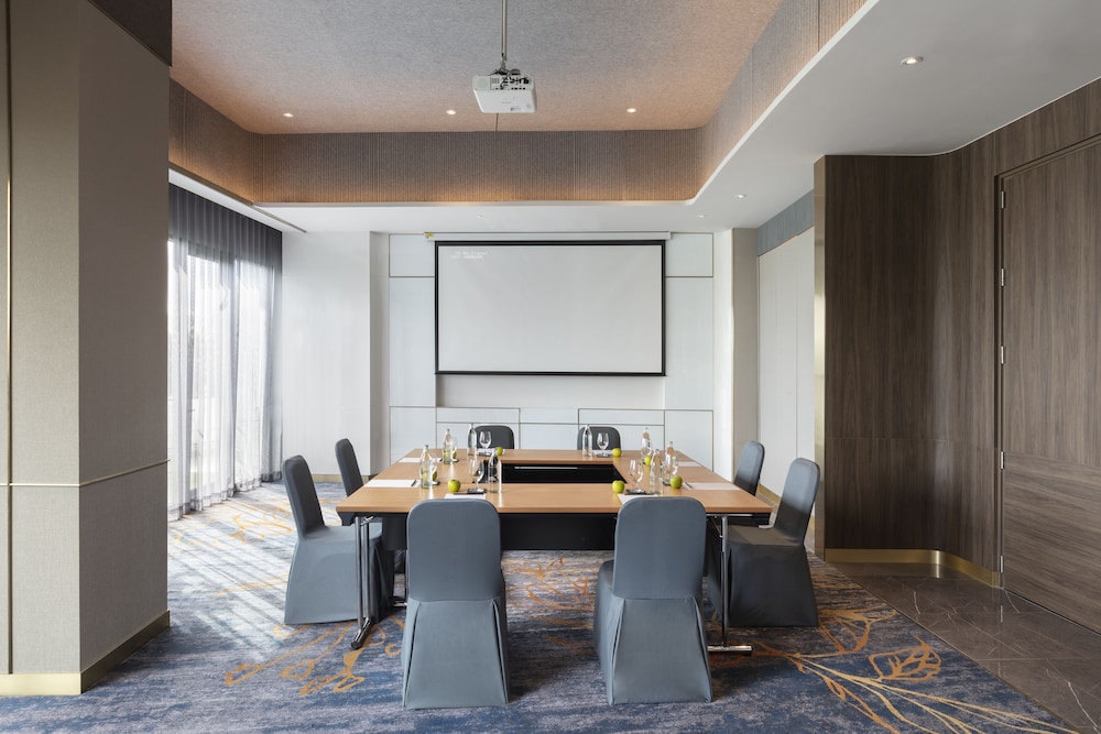 Oakwood Suites Tiwanon Bangkok 39/49