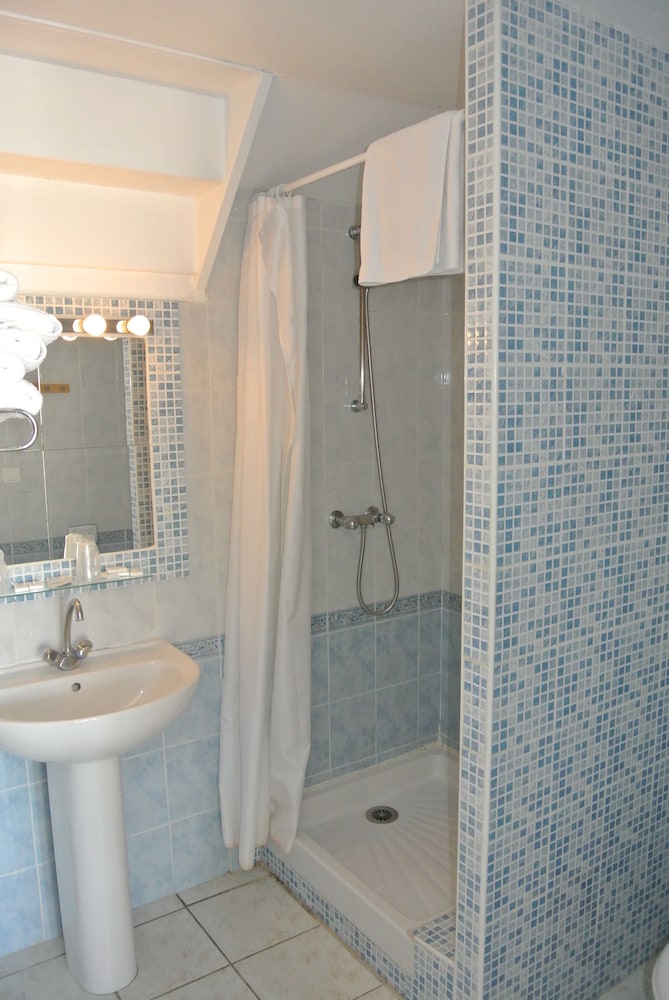 Hotel Les Palmiers En Camargue 16/50