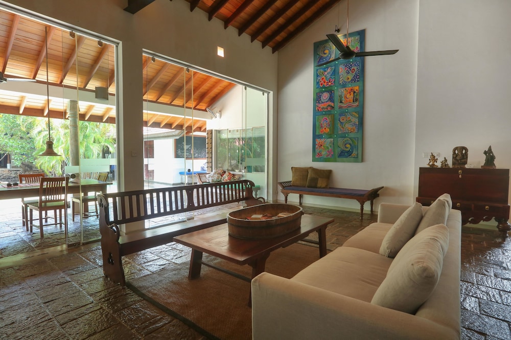 Villa Hundira 24/50