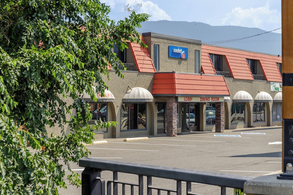 Motel6 Merritt, BC in MERRITT - BRITISH COLUMBIA