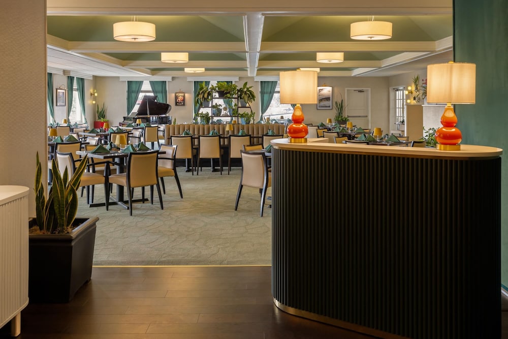 Penn Harris Hotel, Trademark Collection by Wyndham 31/46