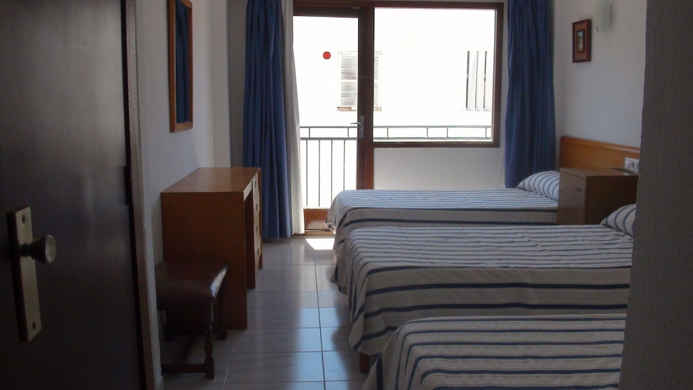 Hotel Gami Adults Only 19/53