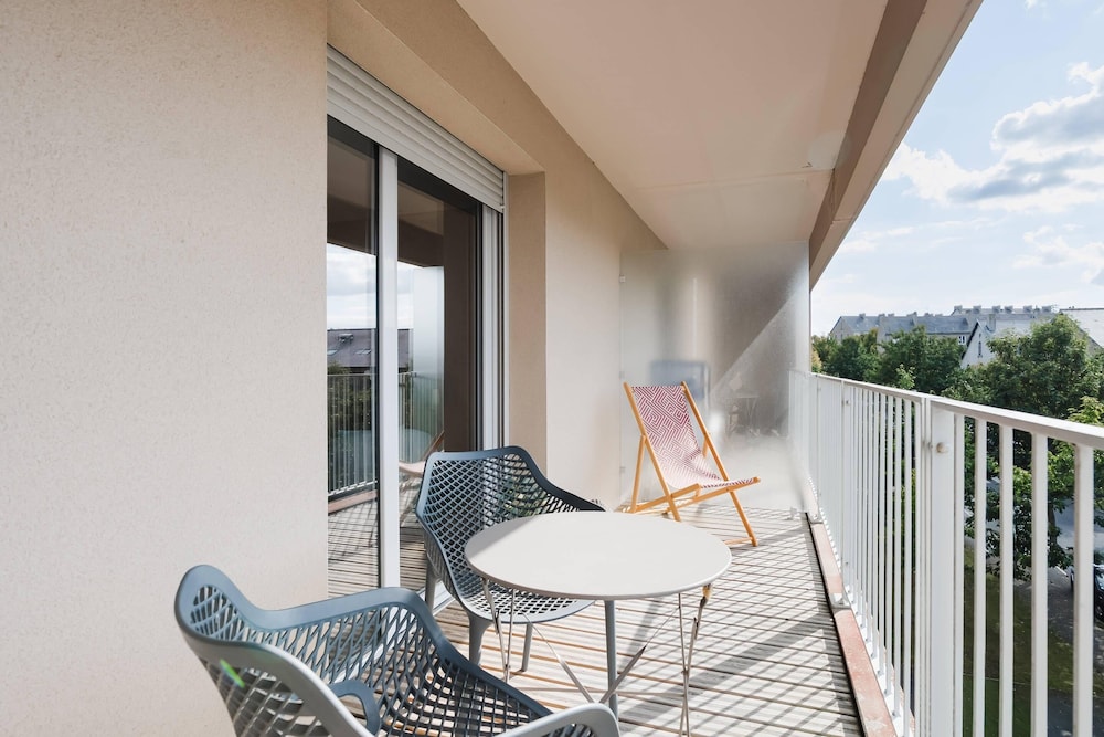 Quality Aparthotel Dinan 20/27