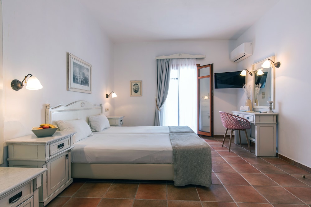 Plaza Beach Hotel 14/50