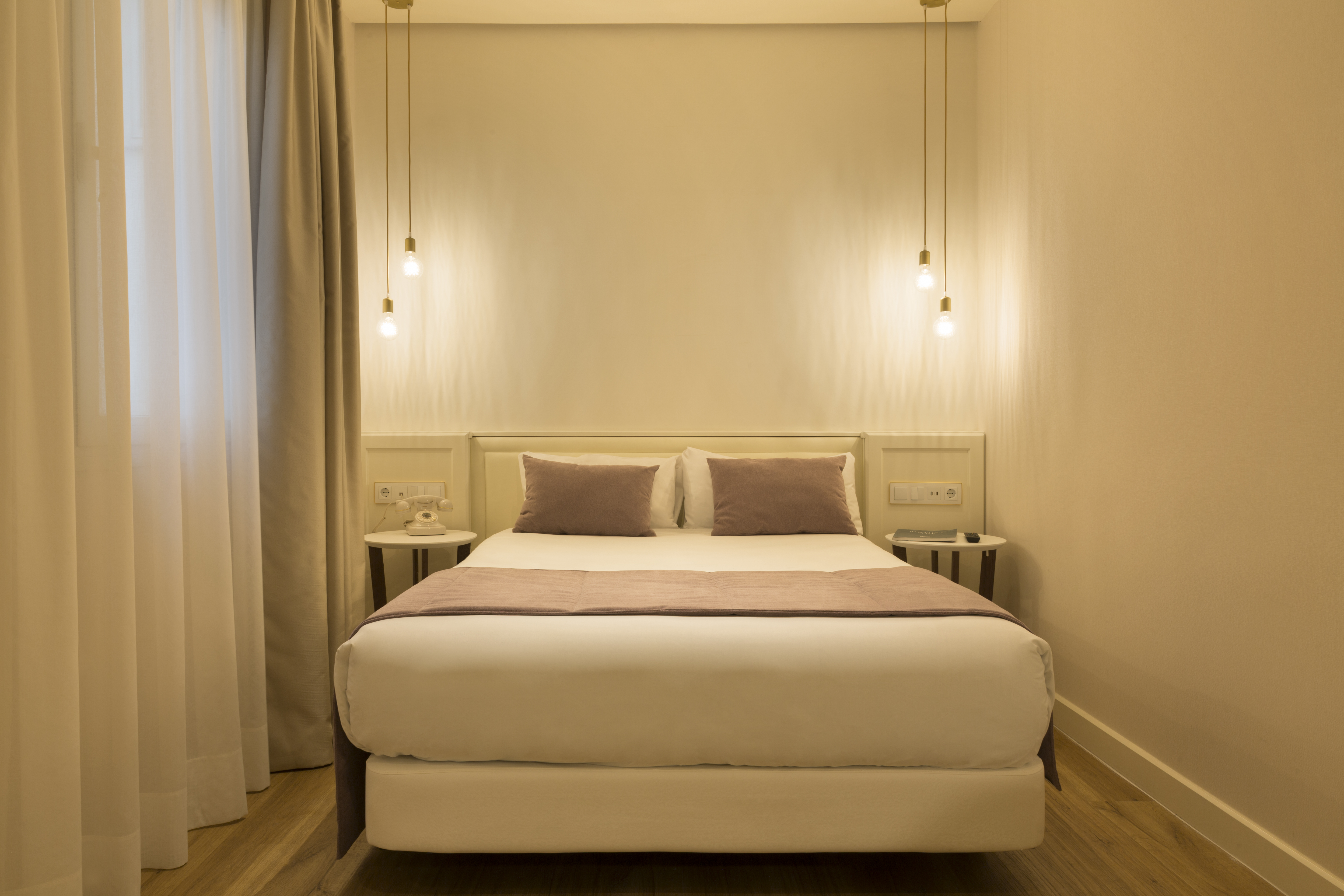 Inner, Double Bed