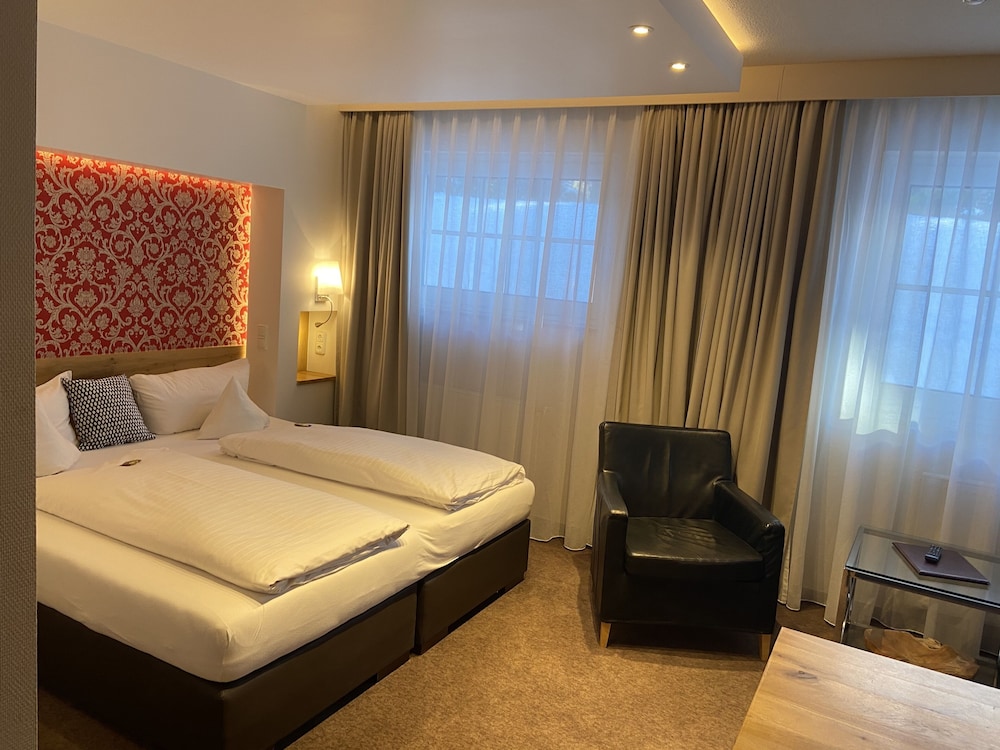 Hotel Petersens Landhaus Scharbeutz 5/50