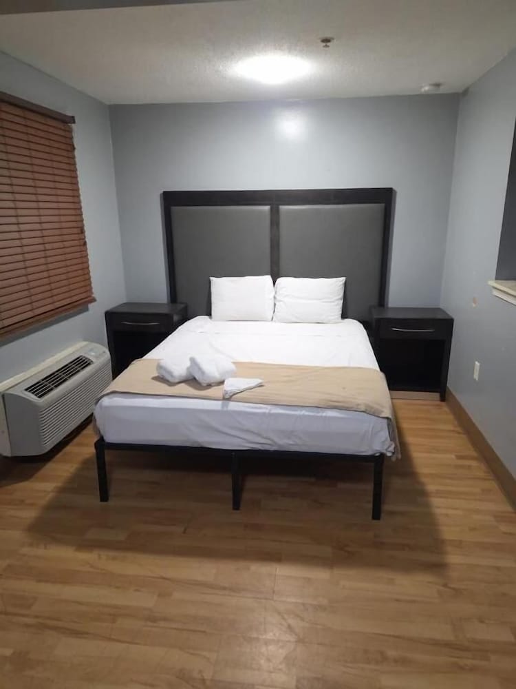 Welcome Suites Hazelwood Extended Stay Hotel 19/59