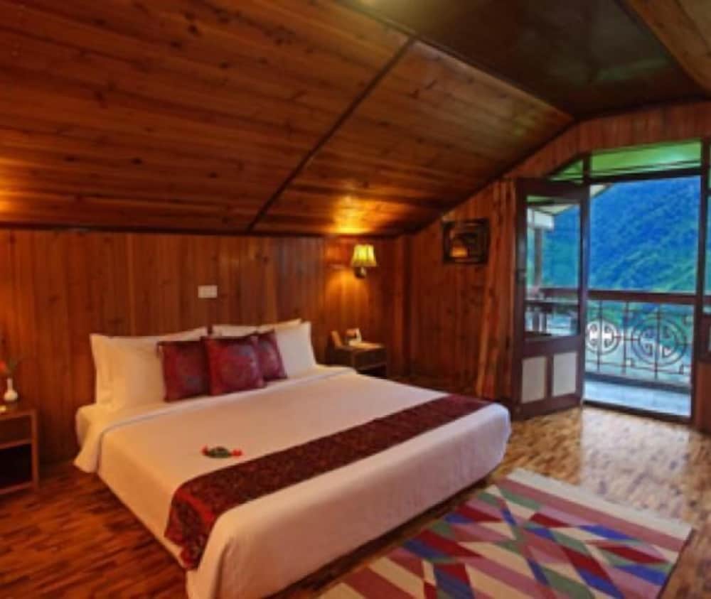 Club Mahindra Gangtok 12/17