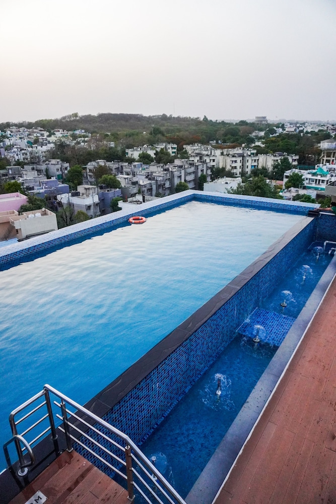 Radisson Bhopal 41/64