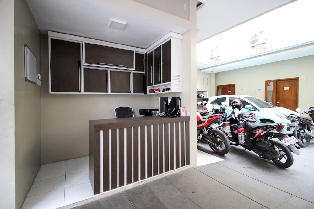 Reddoorz Plus Near Upn Jogjakarta 2 24/32