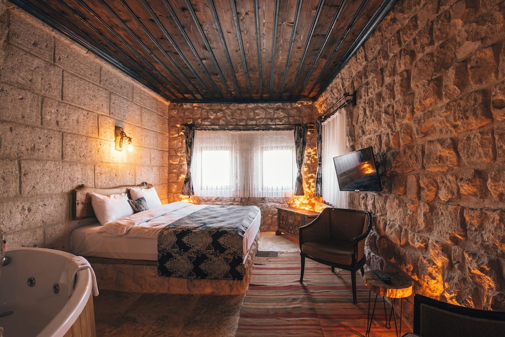 Lubberona Cave Cappadocia 11/50