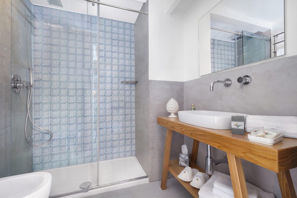 La Piazzetta Guest House 31/41