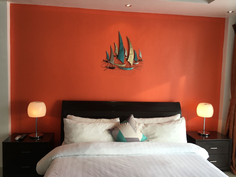 Calypso Beach Dive Resort 15/76