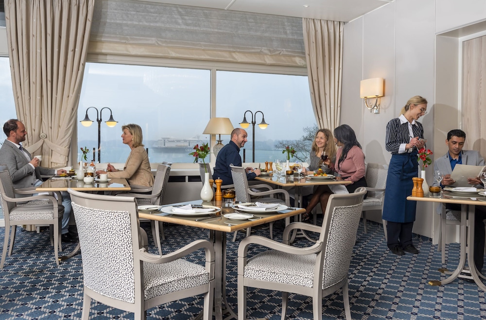 Maritim Bellevue Kiel Hotel 56/68