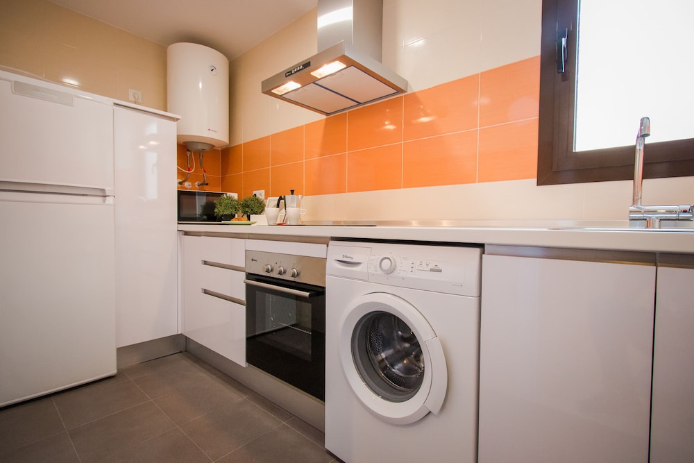 HOLIDAYS2MALAGA SUITES APARTMENTS 6/51