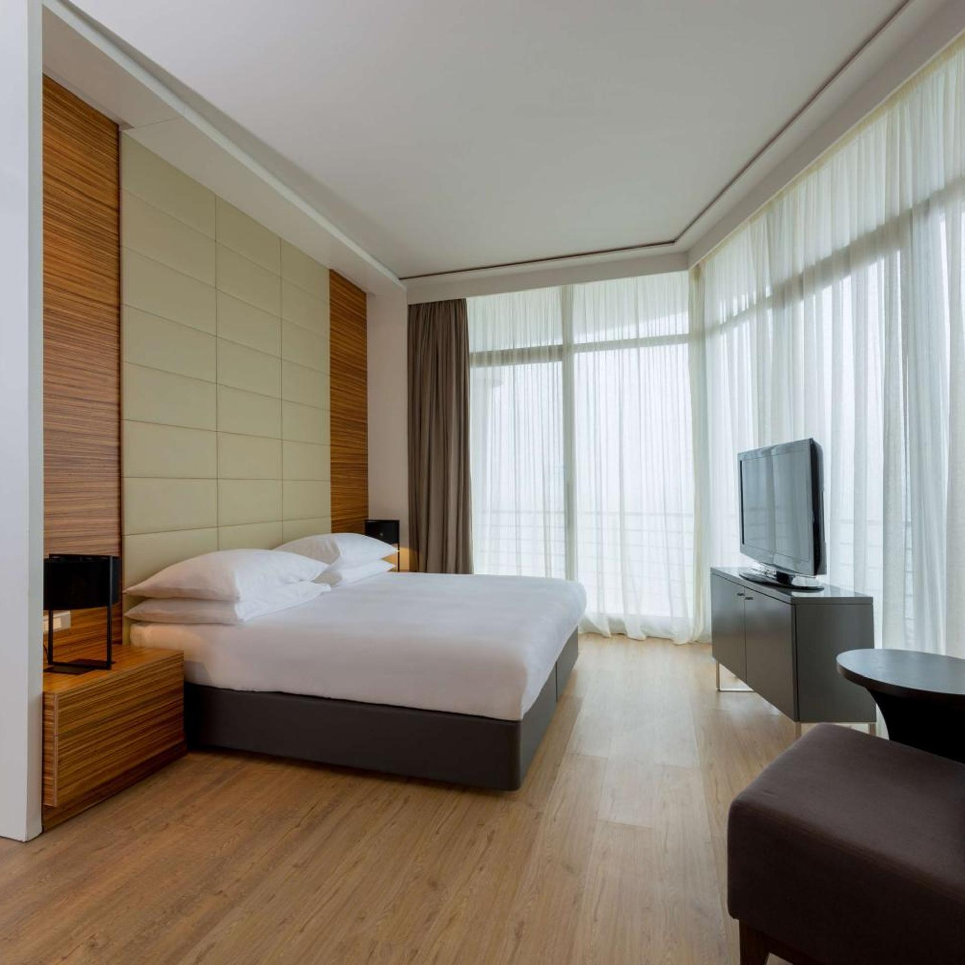 Ambassador, Suite, Sea View, Balcony