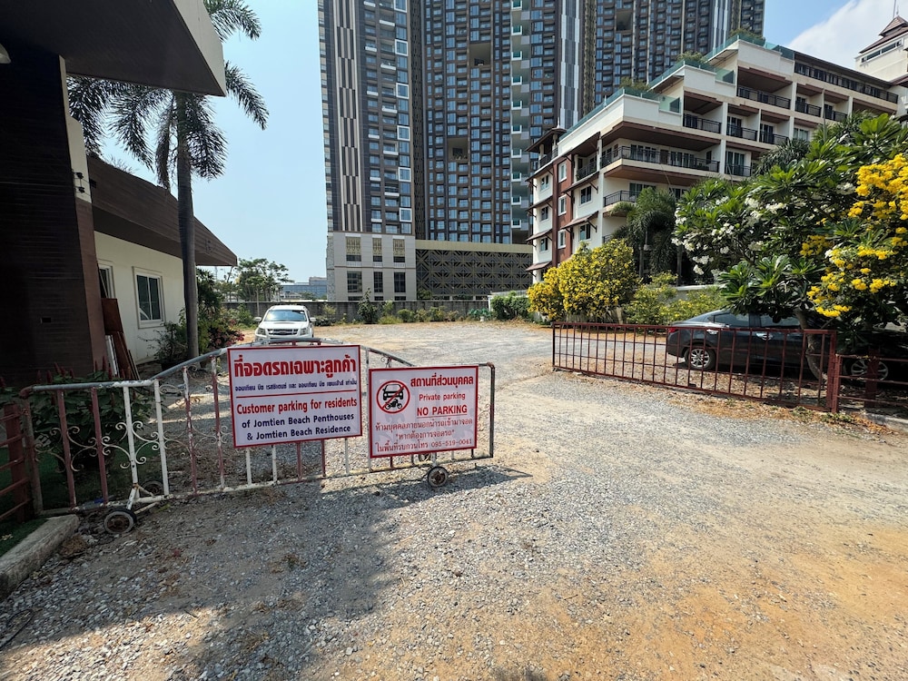 JOMTIEN BEACH RESIDENCE 57/62