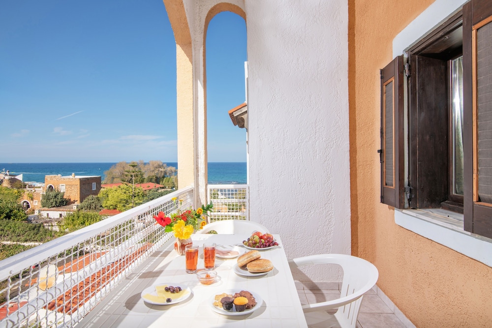 Iliostasi Beach Apartments 27/46