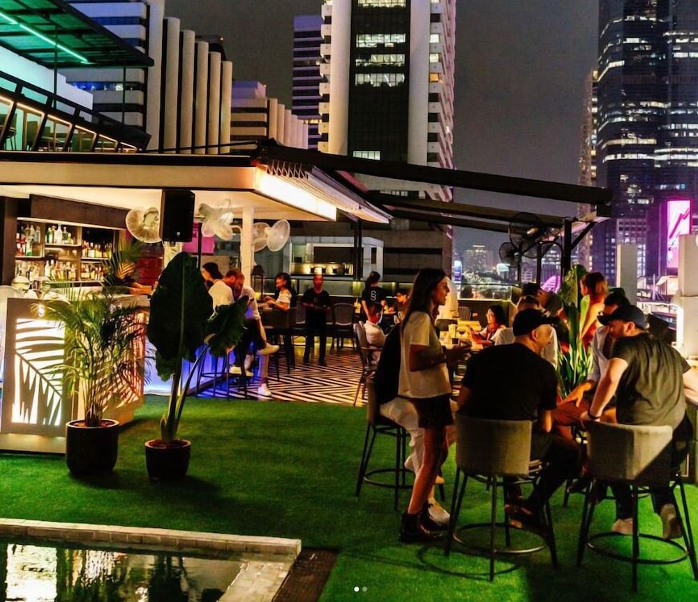 Sora Hotels Silom 58/68