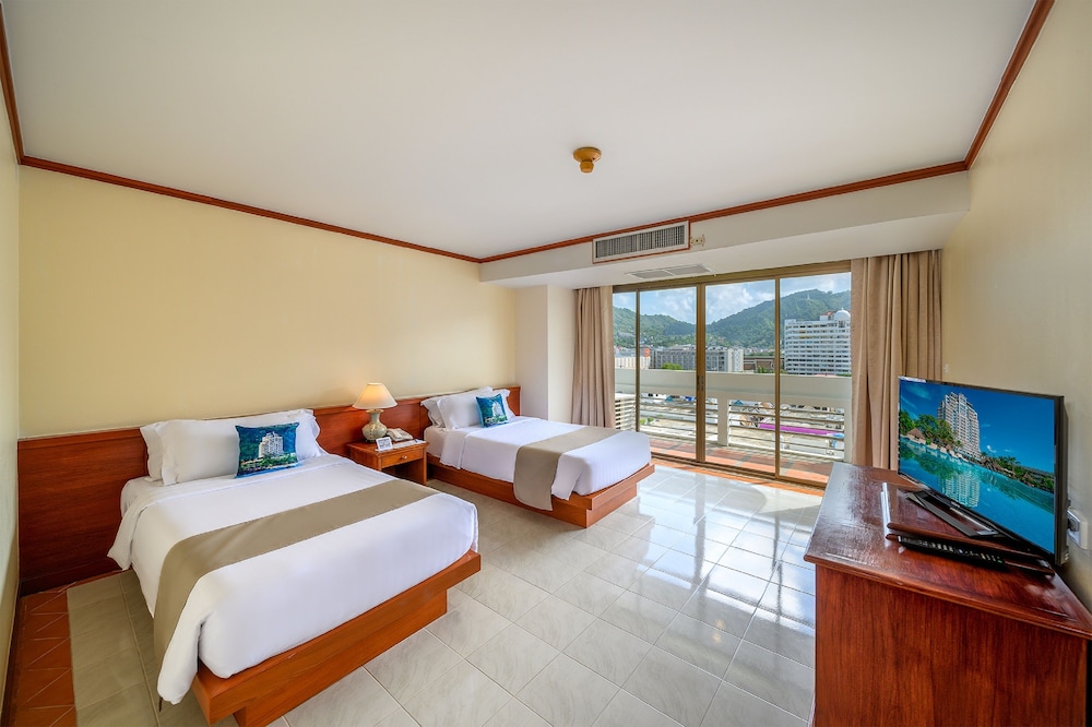 Andaman Beach Suites Hotel 31/69
