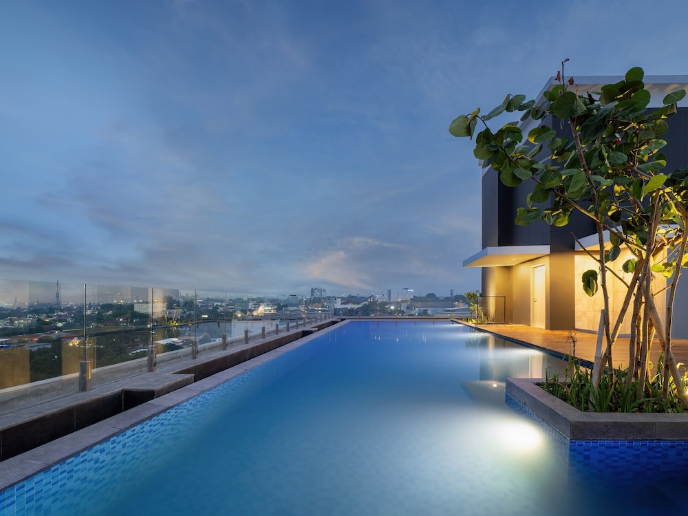 Luminor Hotel Padjadjaran Bogor 31/37