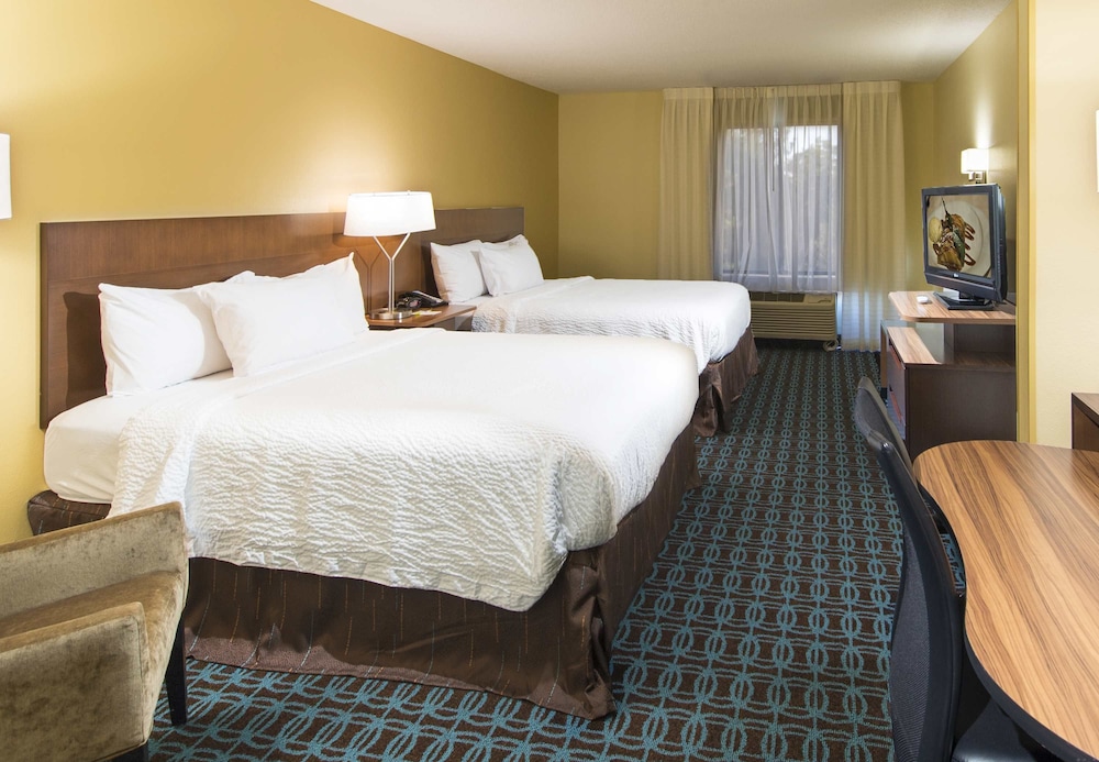 FAIRFIELD INN & SUITES ATLANTA BUFORD/MALL OF GEORGIA 5/36