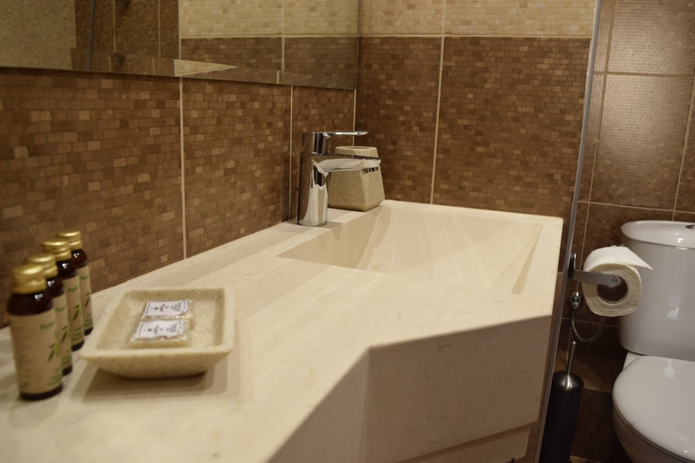 Cristiani Hotel 32/33