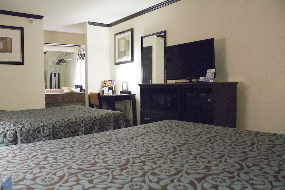 Days Inn by Wyndham Oklahoma City/Moore 17/30