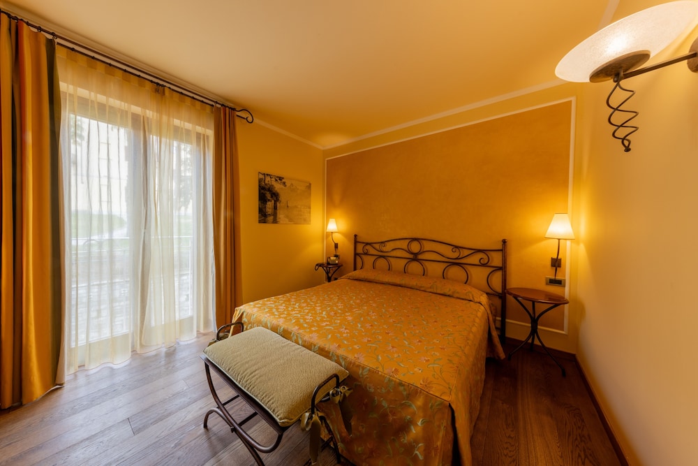 Hotel La Darsena 4/50