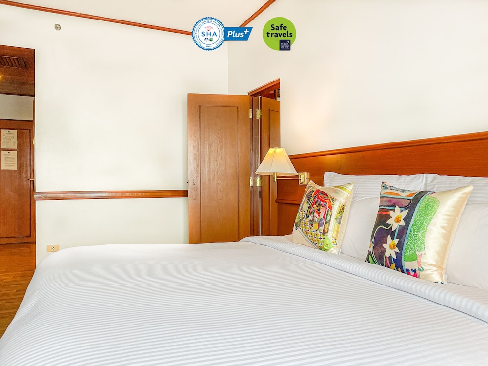 Royal Phuket City Hotel 9/90